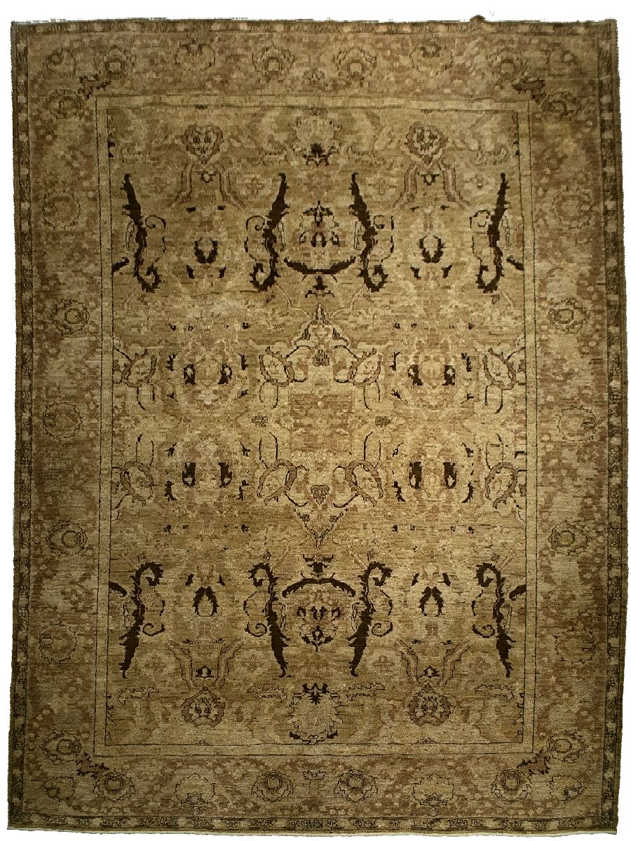 Sultanabad Rug <br> 9' 2