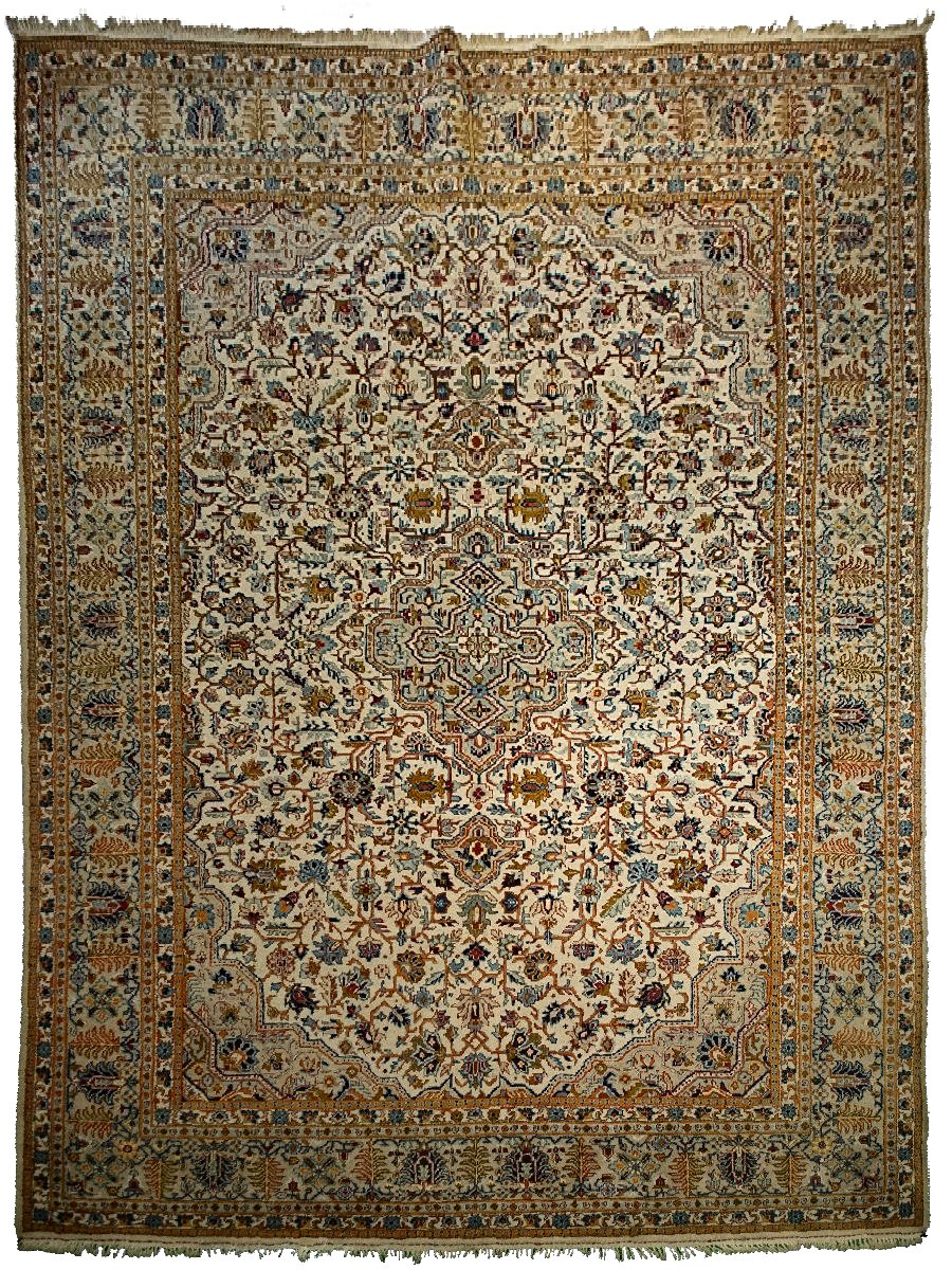 Antique Persian Kashan Rug <br> 9' 6